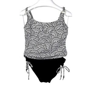 Captiva Womens Size 8 Top 10 Bottom 2 PC Tankini Bathing Suit Black White READ